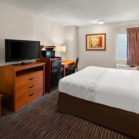 Park Inn By Radisson, Detroit Metro Airport-3